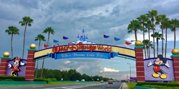 Tres muertes sacuden Walt Disney World Orlando en una semana; investigan dos como suicidios