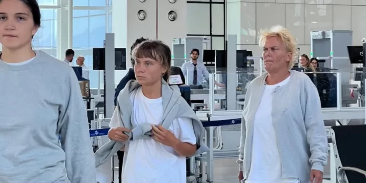 Deportan a Greta Thunberg junto a 170 activistas internacionales