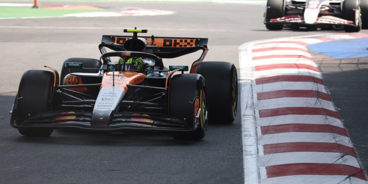Lando Norris durante el GP de México 2025 en el Autódromo Hermanos Rodríguez.