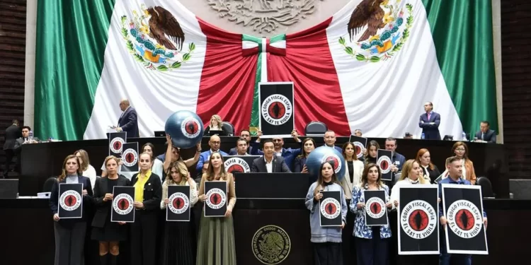 Diputados aprueban reformas al Código Fiscal contra factureras