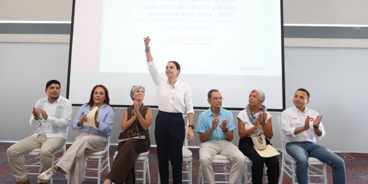 Planeamos y trabajamos en conjunto por una mejor ciudad: Ana Paty Peralta