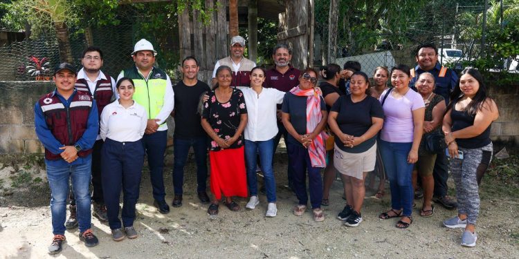 Ana Paty Peralta logra electrificación en la colonia Emiliano Zapata