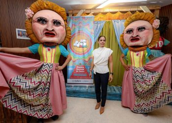 Cancún vive un cierre histórico en la 45 Muestra Nacional de Teatro, destaca Ana Paty Peralta