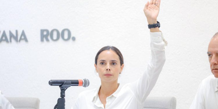 Ana Paty Peralta fortalece estrategia financiera sin aumentar impuestos en Cancún