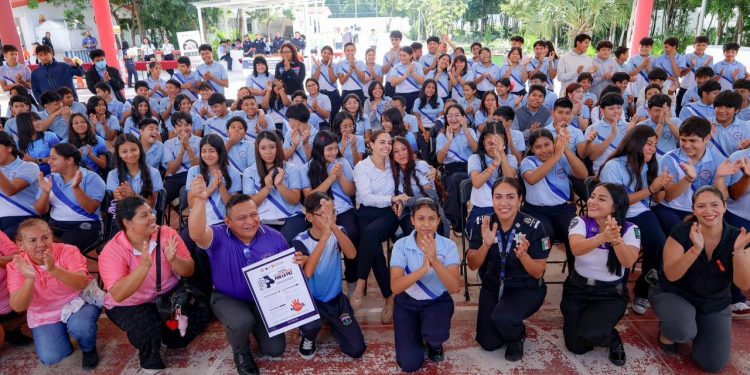 Presentan en Cancún el nuevo programa “Guardianes Escolares por la Paz” encabezado por Ana Paty Peralta