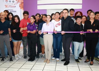 Ana Paty Peralta refuerza el Buzón Morado para combatir la violencia en la UT