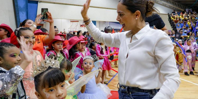 Cancún celebra la XX edición del Campeonato Estatal de Bailes de Porras 2025, destaca Ana Paty Peralta