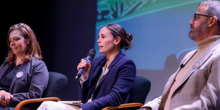 Anuncia Ana Paty Peralta llegada de la Muestra Nacional de Teatro a Cancún