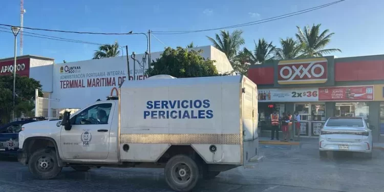 Tras lanzarse al mar para auxiliar a su tripulación, aparece muerto en Puerto Juárez