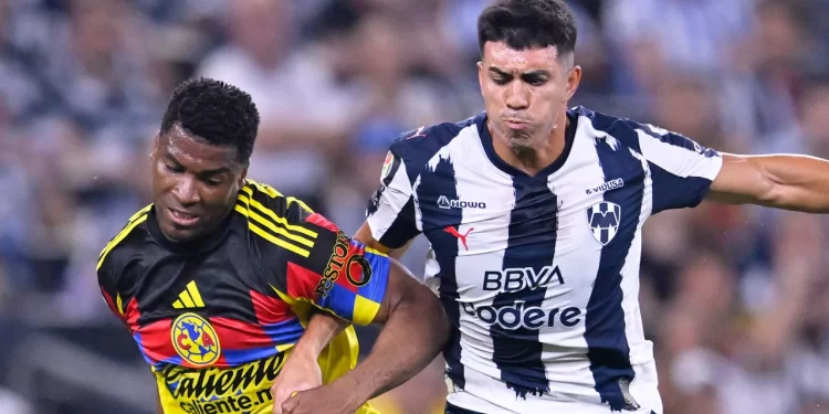 Jugadores reclaman decisiones arbitrales en la ida América vs Rayados