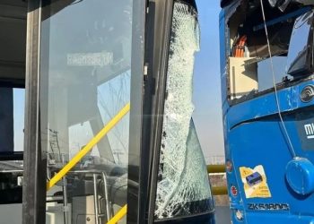 Choque de trolebuses deja 26 lesionados en Iztapalapa