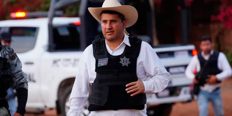 Confirman muerte del alcalde de Uruapan, Carlos Manzo, tras atentado durante evento público
