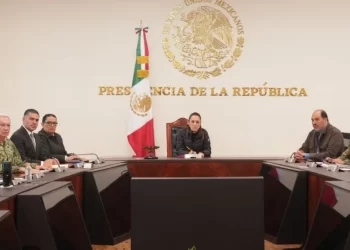 Sheinbaum confirma que el alcalde de Uruapan tenía protección federal; se pronuncia 13 horas después del ataque