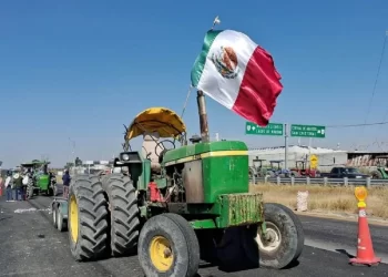 Agricultores preparan bloqueos carreteros el 24 de noviembre en rechazo a la Ley de Agua y al bajo precio del maíz