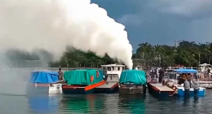 Incendio en Cozumel deja cinco marinos lesionados