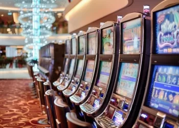 Detectan 13 casinos usados para lavado de dinero; autoridades lanzan operativo nacional