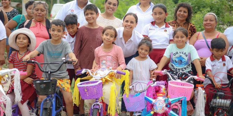 El verdadero espíritu de la Navidad es compartir con nuestras niñas y niños: Ana Paty Peralta