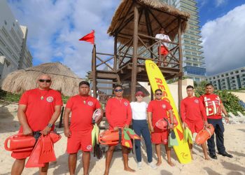 Ana Paty Peralta refuerza presencia diaria de guardavidas en playas públicas