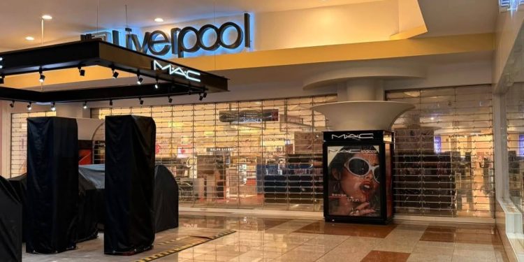Muere empleada dentro de tienda Liverpool en Plaza Las Américas Cancún