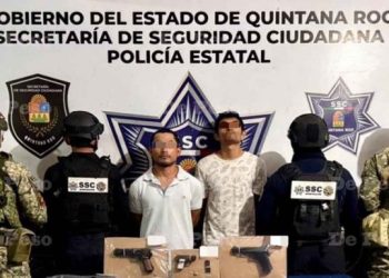 Arrestan a dos sujetos armados con droga en Cancún