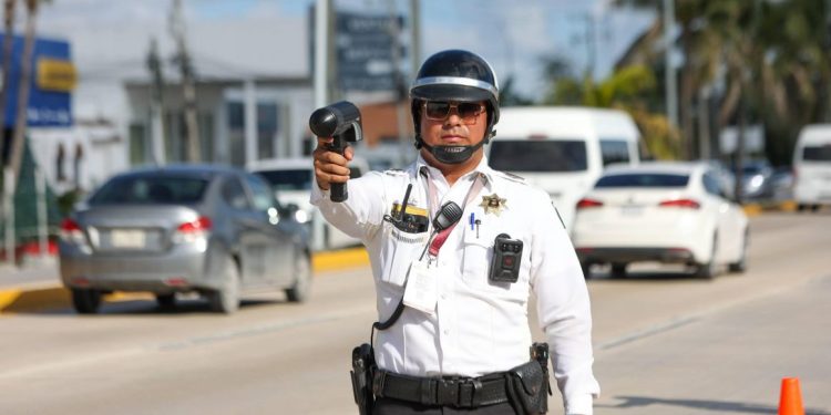 Arranca operativo de velocidad en Blvd. Colosio de Cancún