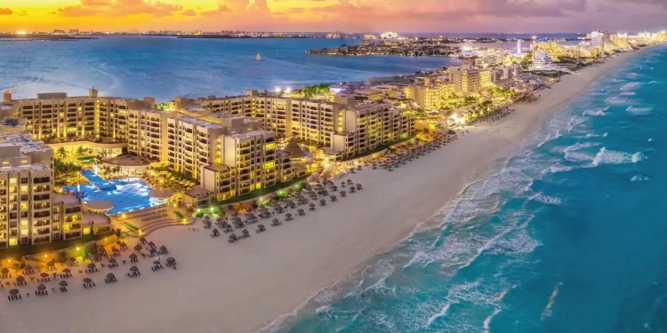 Cancún anticipa ocupación hotelera superior al 81% en diciembre