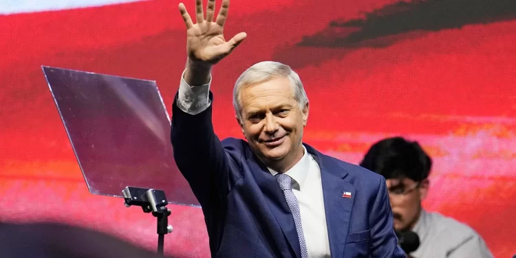 Victoria de la derecha en Chile; José Antonio Kast asume la presidencia