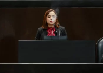 Con 324 votos, Morena avala prohibición de vapeadores; MC acusa beneficio al crimen organizado
