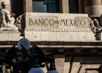 Banxico cierra el año con nuevo recorte a la tasa; queda en 7%