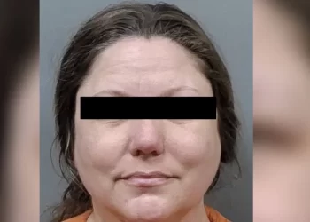 Florida: arrestan a mujer acusada de asesinar a tiros a sus dos exesposos el mismo día