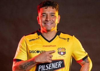 Muere Mario Pineida, jugador del Barcelona de Ecuador, tras ataque armado