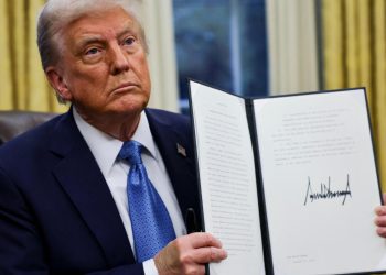 Trump hablando sobre agua y aranceles para México