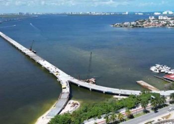 Anuncian reforzamiento del Puente Nichupté antes de inaugurarse