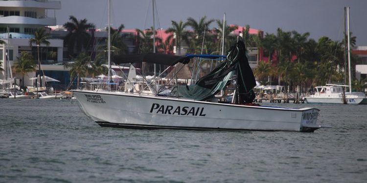 Cierres de puerto golpean al sector náutico de Quintana Roo