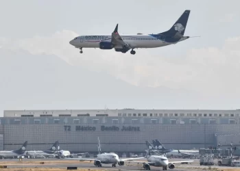 AICM ajusta la TUA y eleva costos para pasajeros