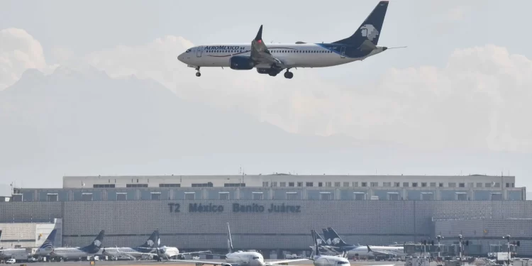 AICM ajusta la TUA y eleva costos para pasajeros