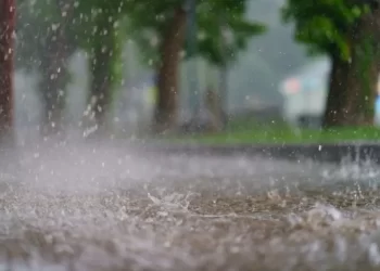 Clima en Cancún miércoles 14 de enero: lluvias y chubascos en la Península