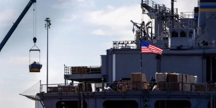 Guardia Costera de EU intercepta petrolero vinculado a Venezuela tras persecución marítima