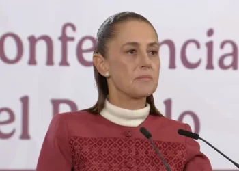 Sheinbaum rechaza intervención militar de EU tras diálogo con Trump