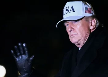 “Lista para actuar”: Trump advierte a Irán sobre flota militar en Medio Oriente