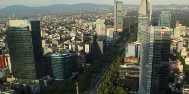 Banco Mundial recorta pronóstico de crecimiento para México en 2026