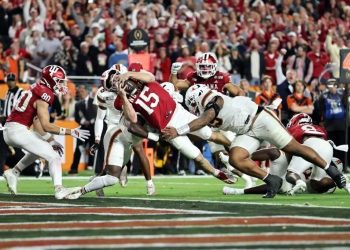 Indiana vence a Miami en la final del College Football Playoff y asegura el No. 1 del ranking AP