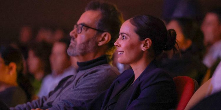 Respalda Ana Paty Peralta eventos culturales de alto nivel