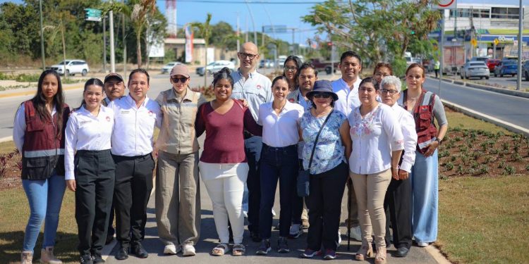 Supervisa Ana Paty Peralta avances en cruces seguros de Cancún