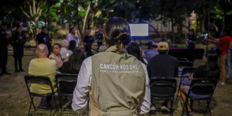 Ana Paty Peralta fortalece la paz con participación ciudadana