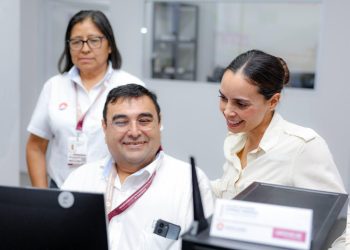 Innova Ana Paty Peralta con plataforma digital 24/7 “ChatCun”
