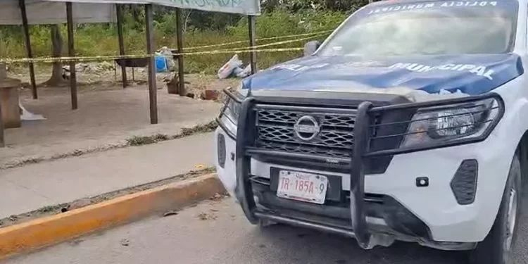 Hombre es hallado sin vida en puesto sobre la avenida Kabah de Cancún