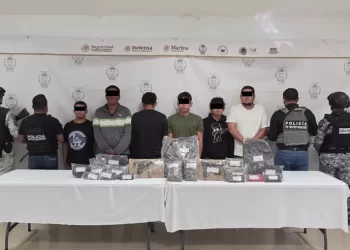 Capturan a seis hombres ligados a quema de autos en Playa del Carmen