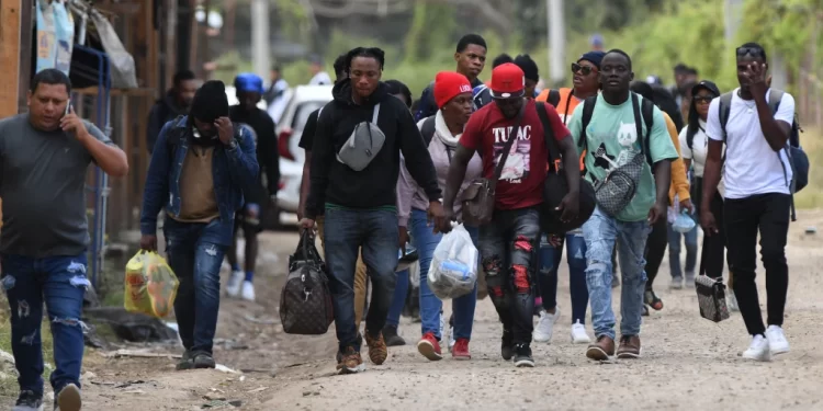 Nicaragua bloquea ruta usada por migrantes cubanos hacia EU