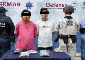 Con 175 dosis de droga, detienen a dos hombres en Cancún